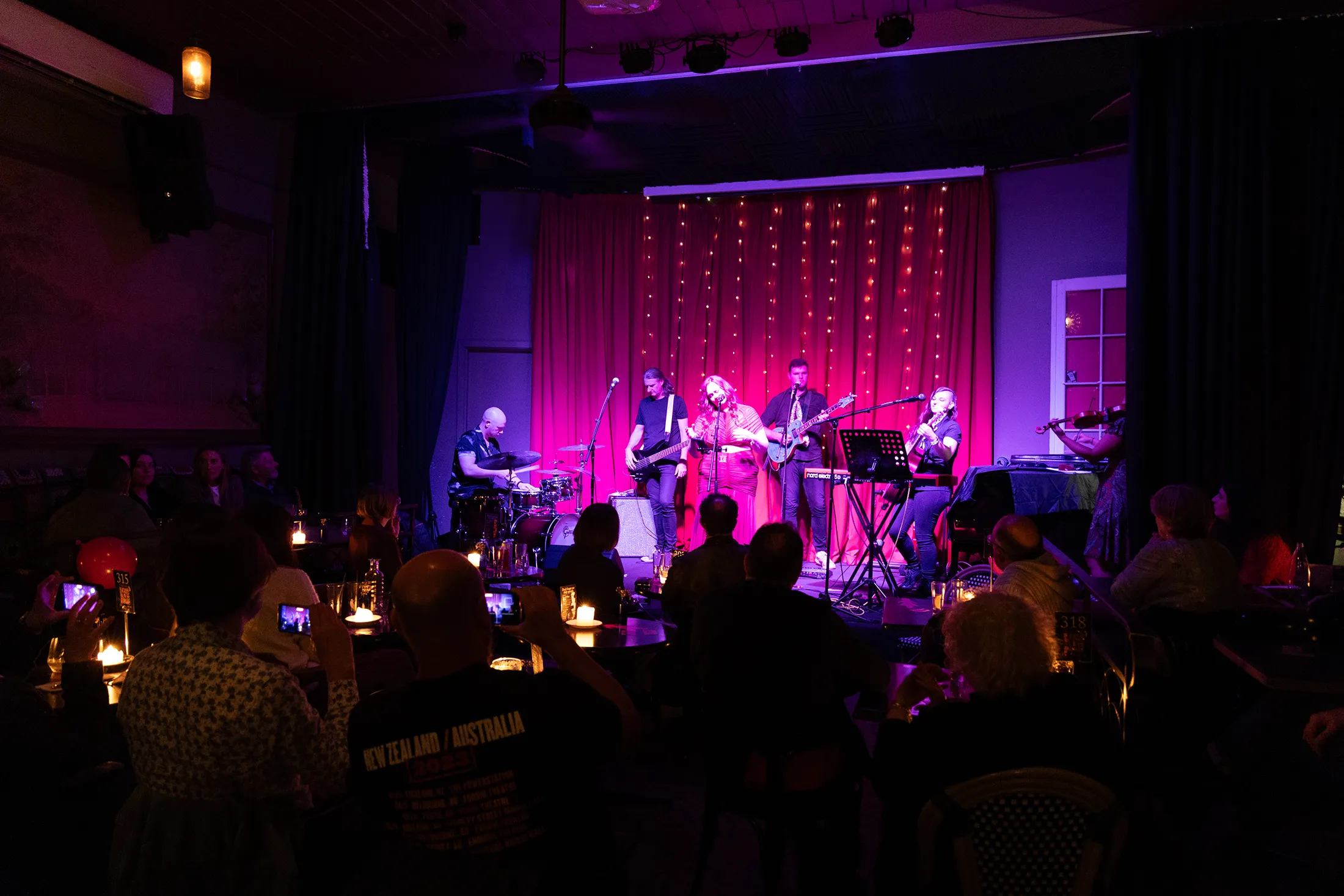 Peachy Cream Album Live Performance